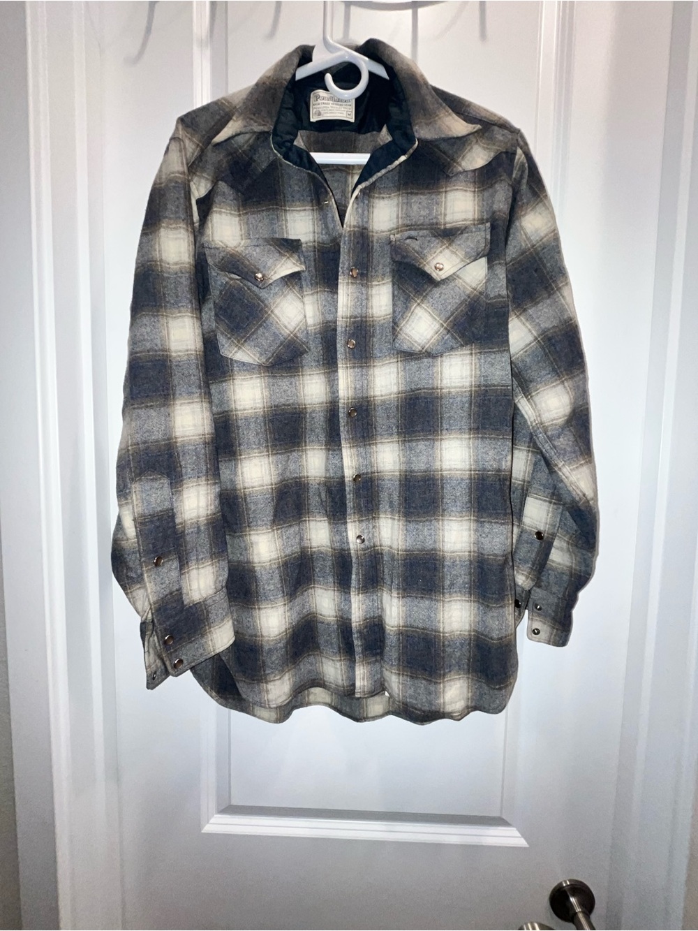 Pendleton High grade Western wear wool vintage Men's Plaid Snap-Front Shirt